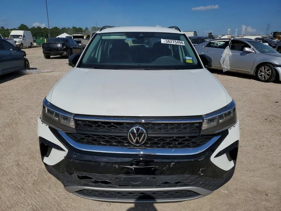 2024 VOLKSWAGEN TAOS   
