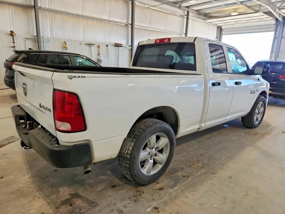 2014 RAM 1500 ST  