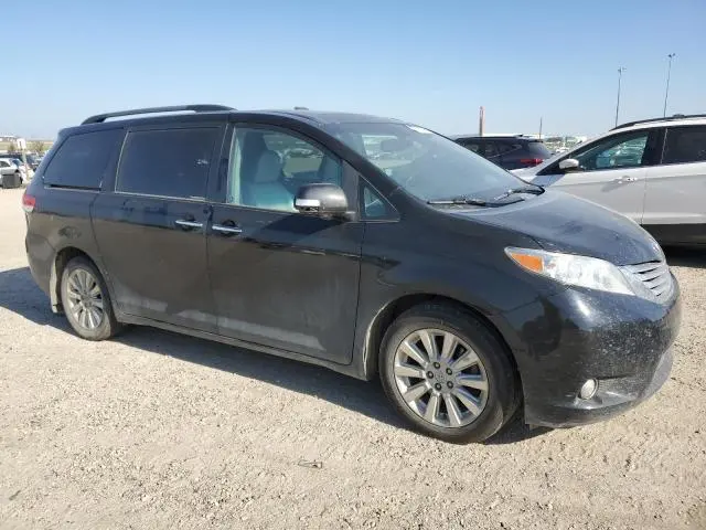2014 TOYOTA SIENNA XLE  