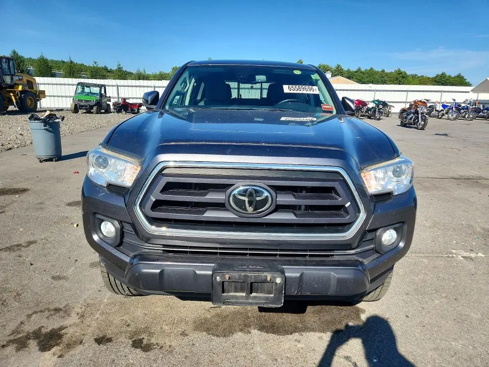 2021 TOYOTA TACOMA SR5 V6  