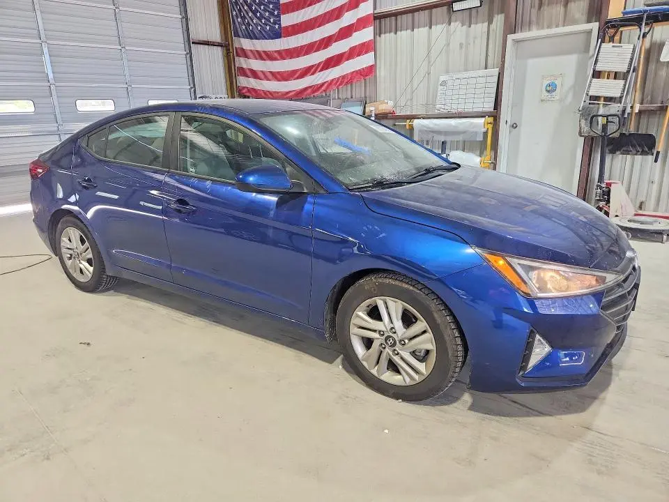 2019 HYUNDAI ELANTRA SEL  