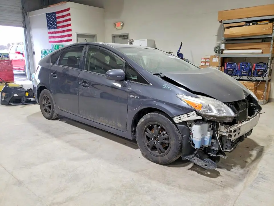 2015 TOYOTA PRIUS TWO  