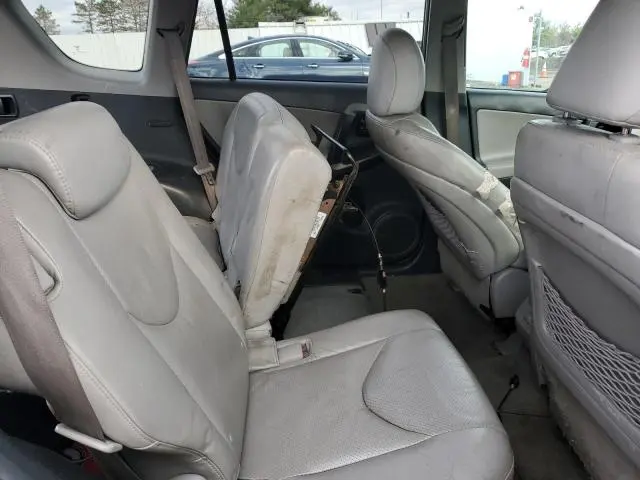 2010 TOYOTA RAV4 LIMITED  