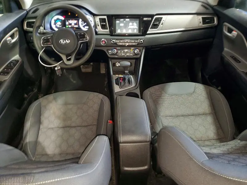 2017 KIA NIRO LX  