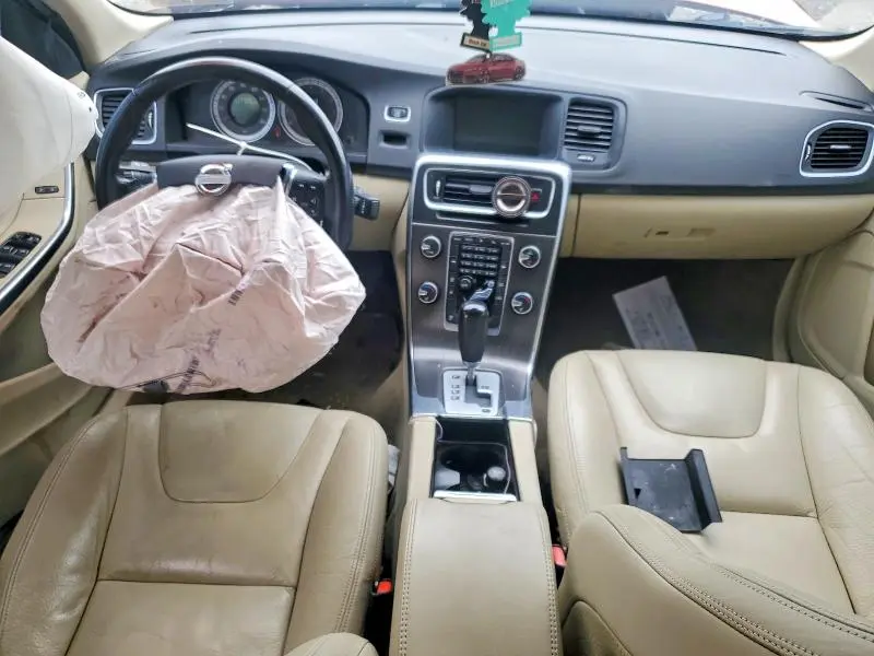 2012 VOLVO S60 T6  