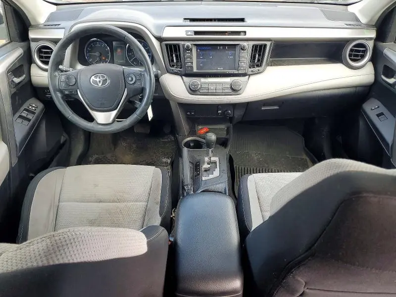2016 TOYOTA RAV4 XLE  