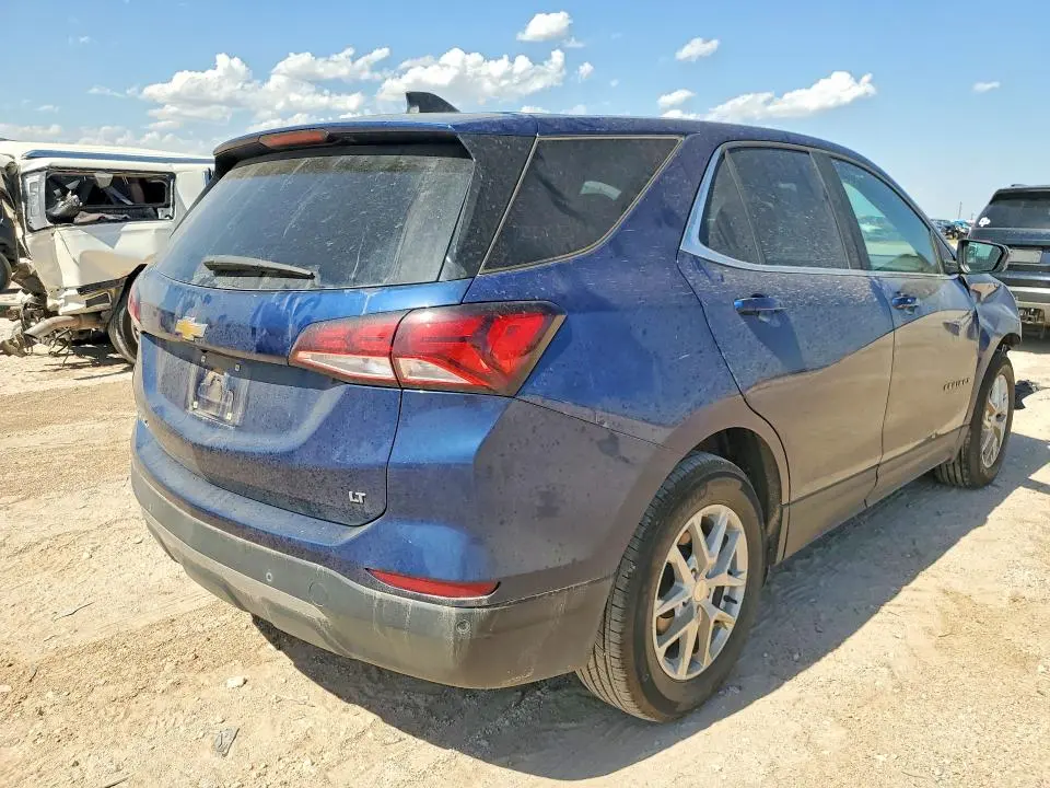 2022 CHEVROLET EQUINOX LT  
