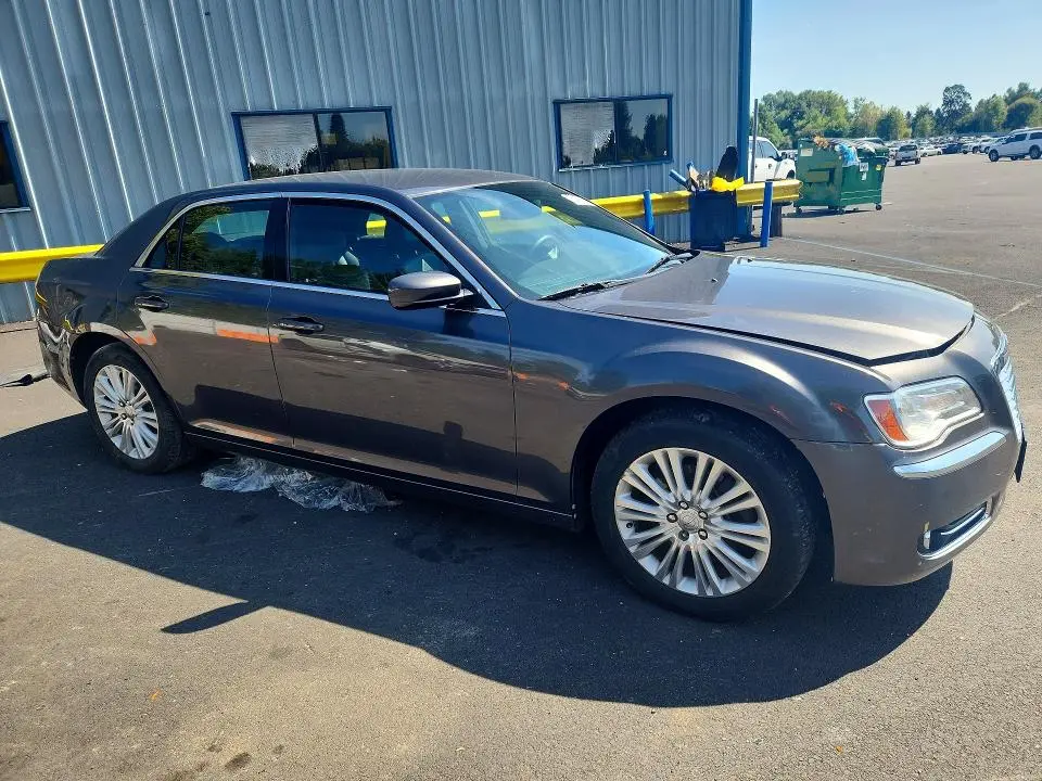2014 CHRYSLER 300   