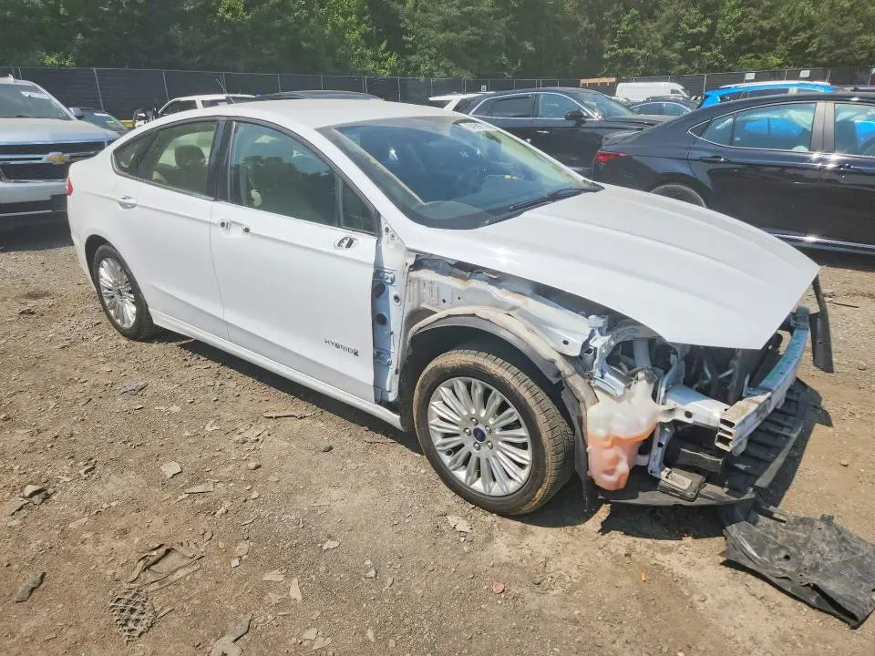 2014 FORD FUSION SE HYBRID  