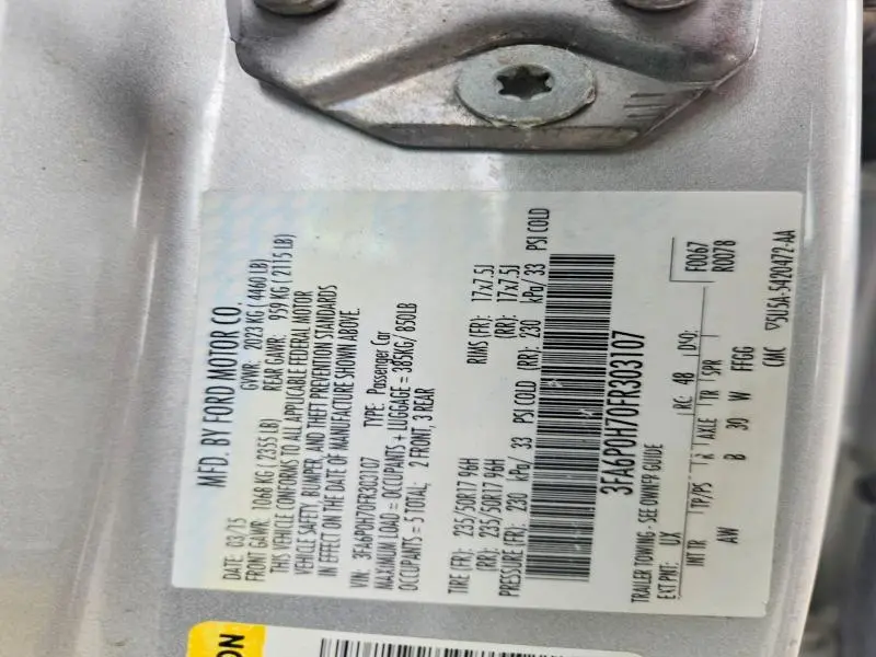 2015 FORD FUSION SE  