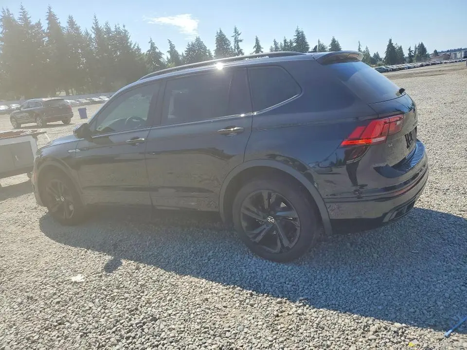 2024 VOLKSWAGEN TIGUAN SE R-LINE BLACK  