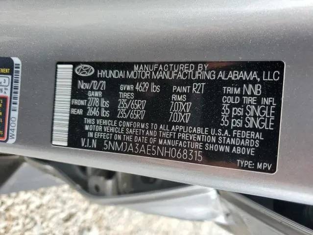 2022 HYUNDAI TUCSON SE  