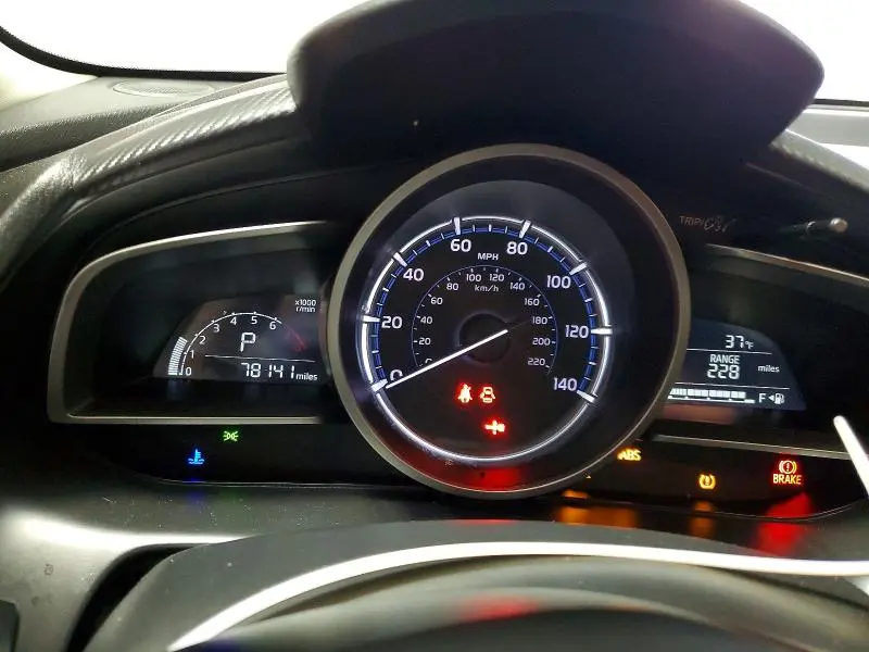 2019 TOYOTA YARIS LE  