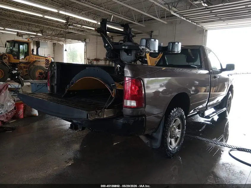 2018 RAM 2500 TRADESMAN  4X4 8' BOX