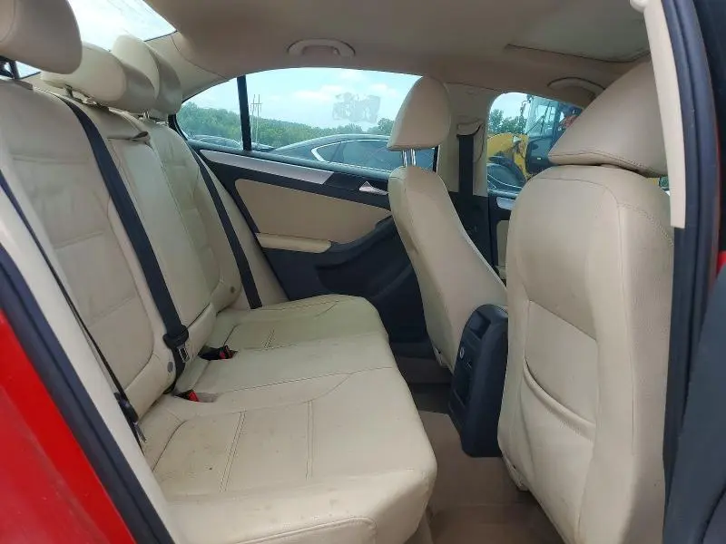 2012 VOLKSWAGEN JETTA TDI  