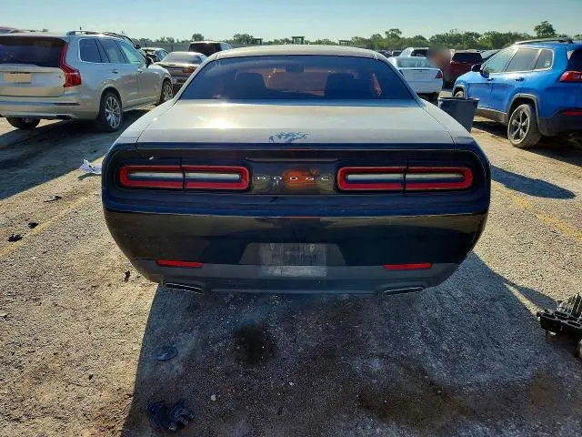 2017 DODGE CHALLENGER SXT  