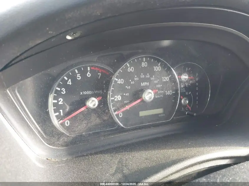 2011 MITSUBISHI ENDEAVOR  