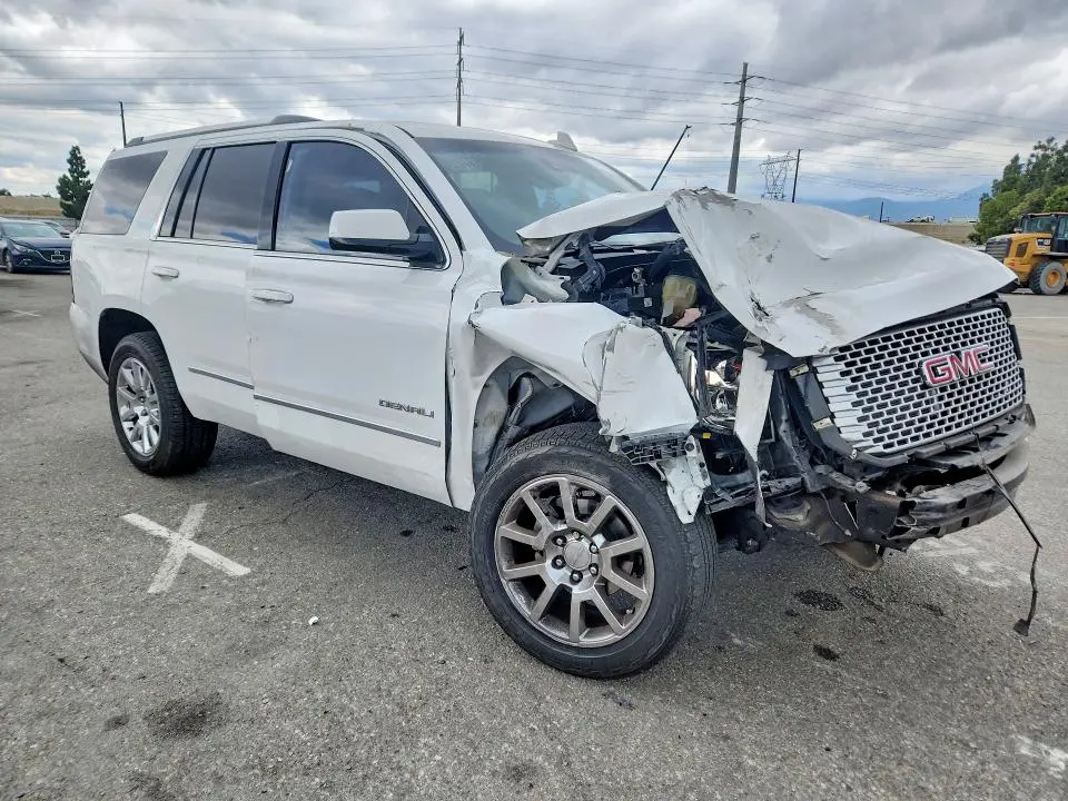 2016 GMC YUKON DENALI  
