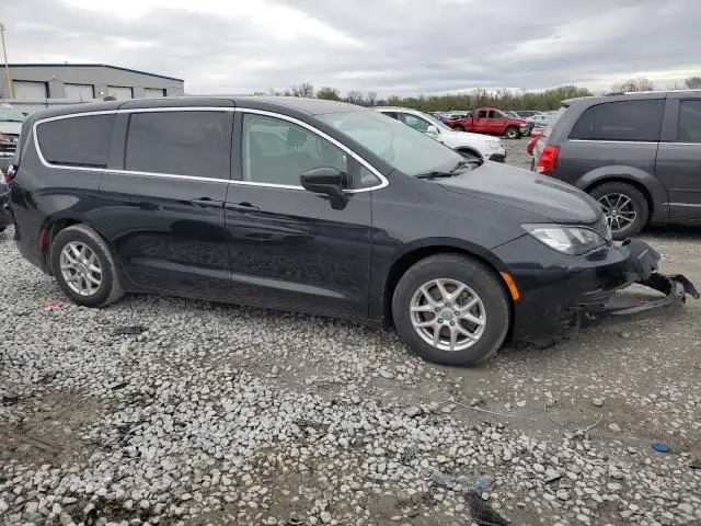2020 CHRYSLER VOYAGER LX  