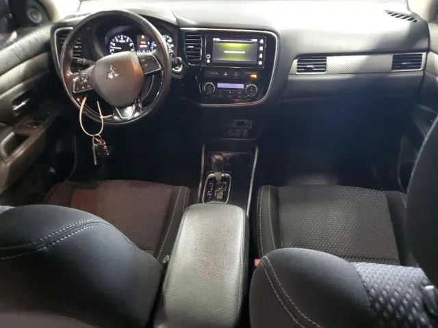2018 MITSUBISHI OUTLANDER SE  