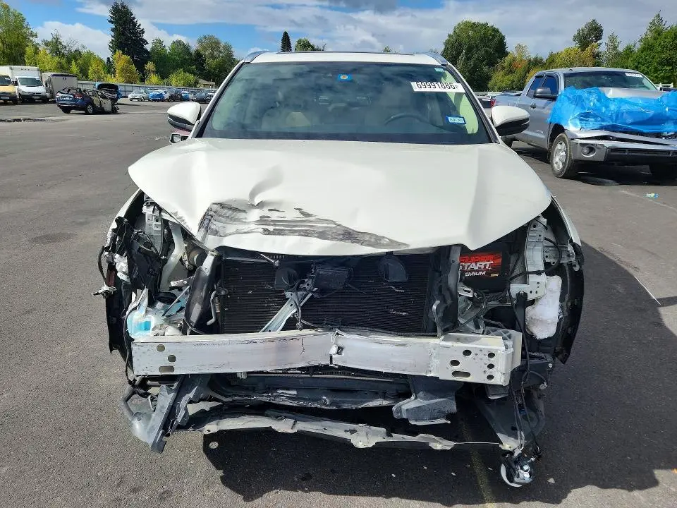 2015 TOYOTA HIGHLANDER LIMITED PLATINUM  