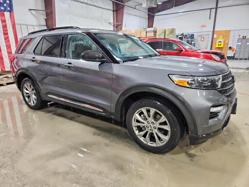 2021 FORD EXPLORER XLT  