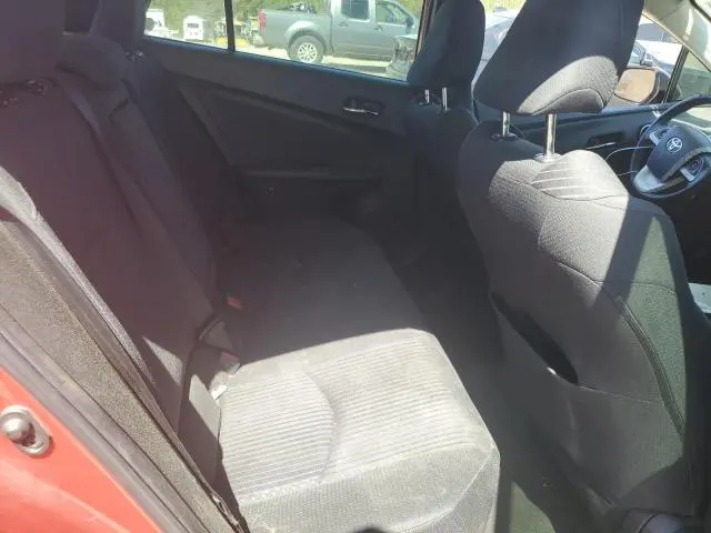 2016 TOYOTA PRIUS 