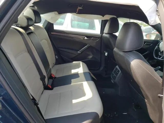 2021 VOLKSWAGEN PASSAT R-LINE  
