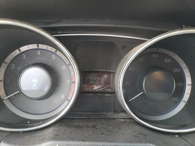 2011 HYUNDAI SONATA SE