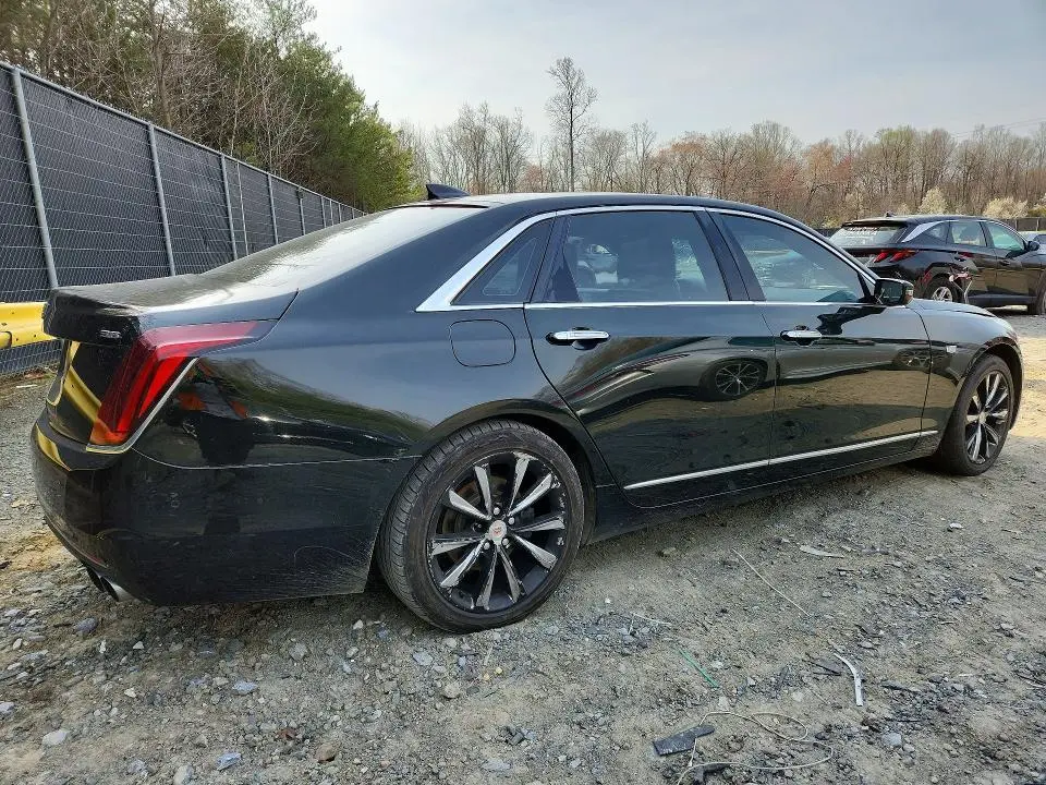 2017 CADILLAC CT6 LUXURY  