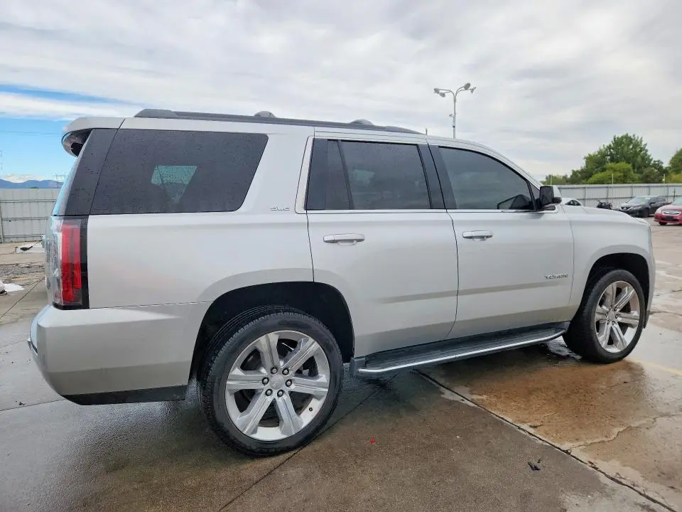 2016 GMC YUKON SLE  