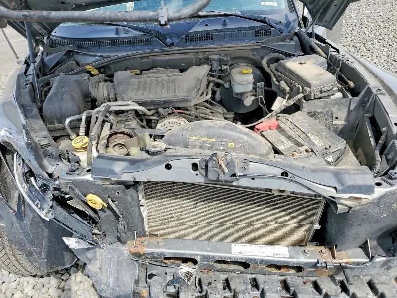 2011 DODGE DAKOTA SLT  