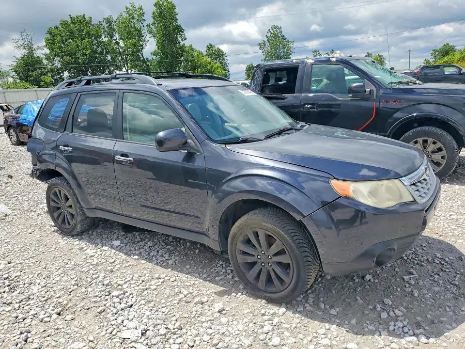 2013 SUBARU FORESTER 2.5X PREMIUM  