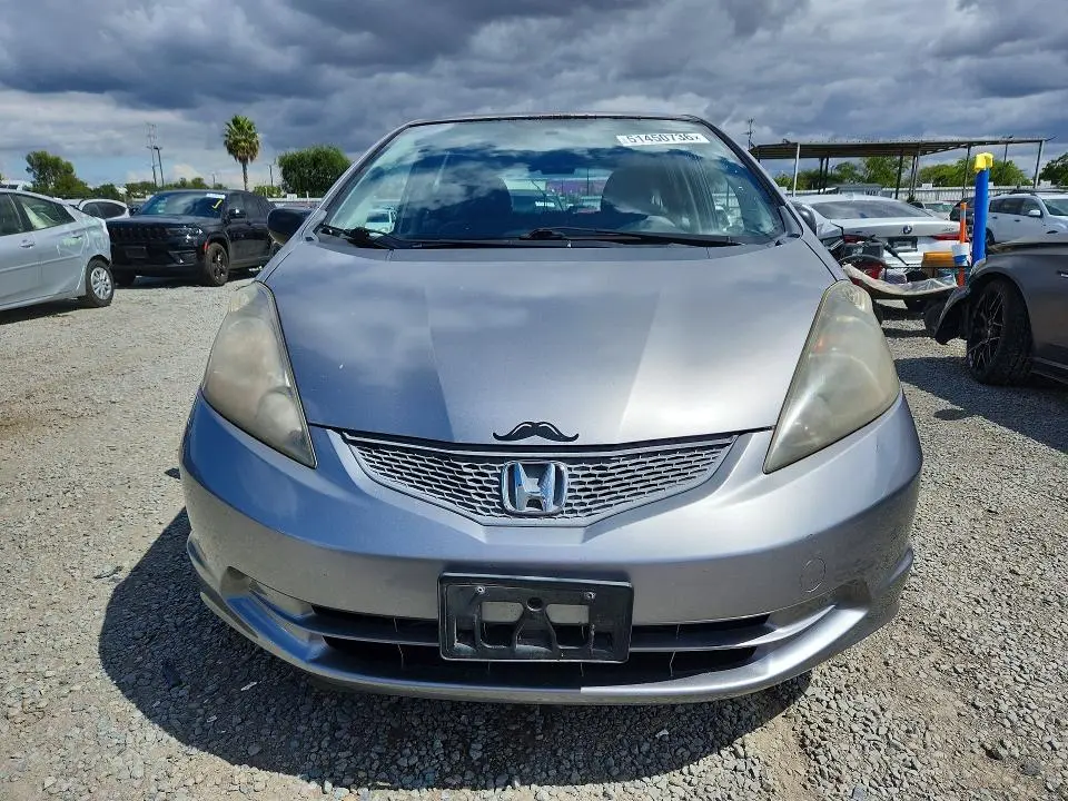 2010 HONDA FIT   