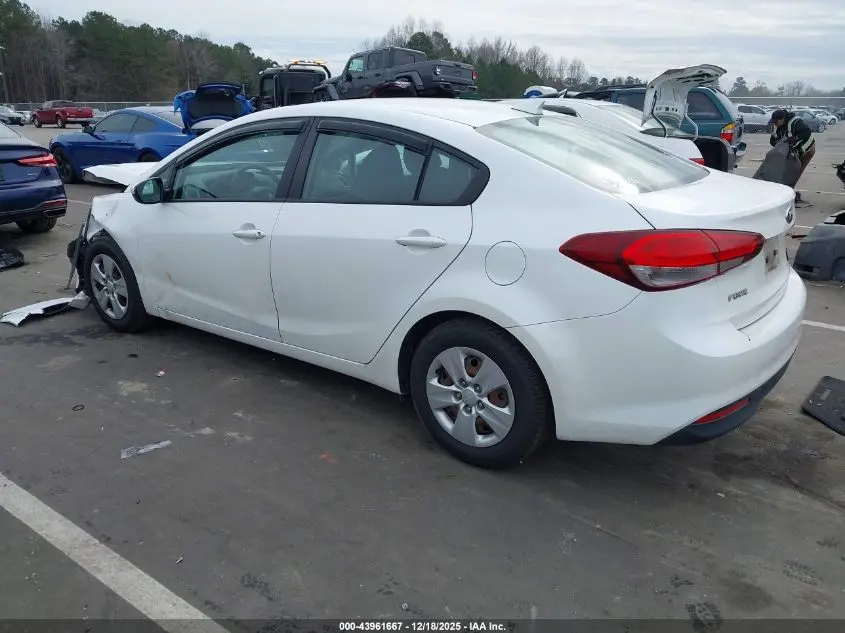 2018 KIA FORTE LX