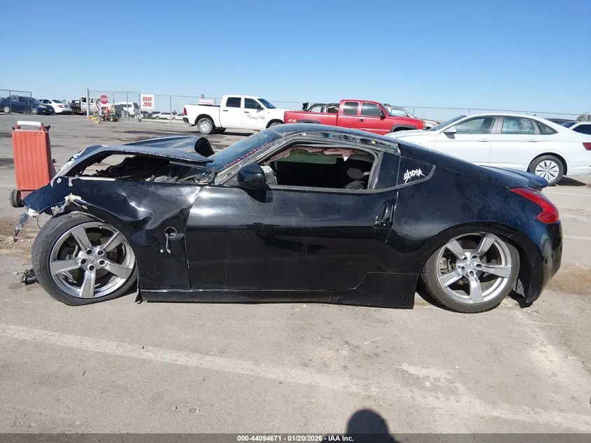 2013 NISSAN 370Z  