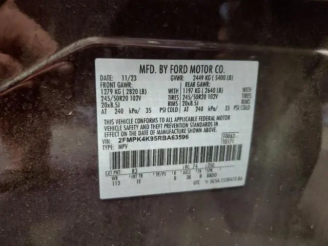 2024 FORD EDGE TITANIUM  