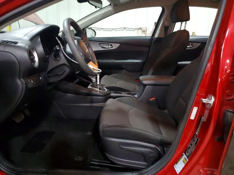 2022 KIA FORTE LXS  