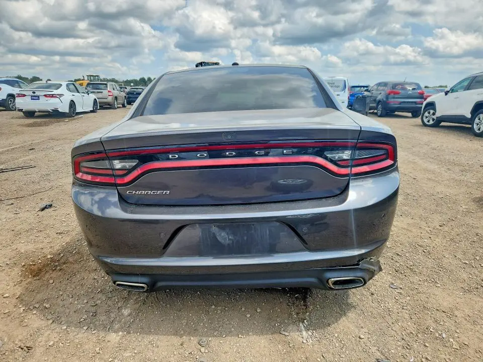 2020 DODGE CHARGER SXT  