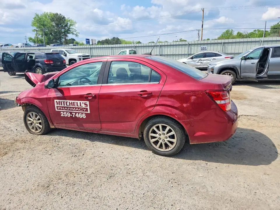 2017 CHEVROLET SONIC LT  
