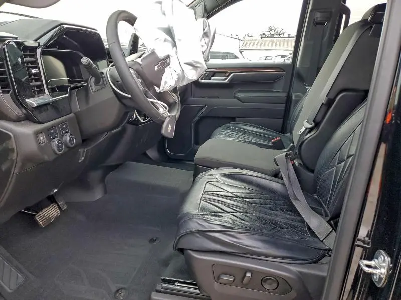 2025 CHEVROLET SILVERADO K1500 RST  