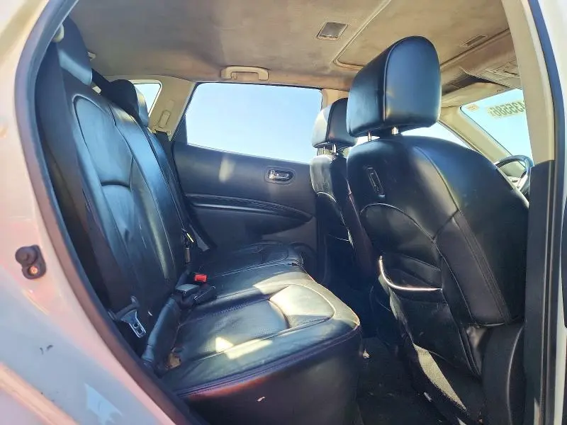2012 NISSAN ROGUE S  