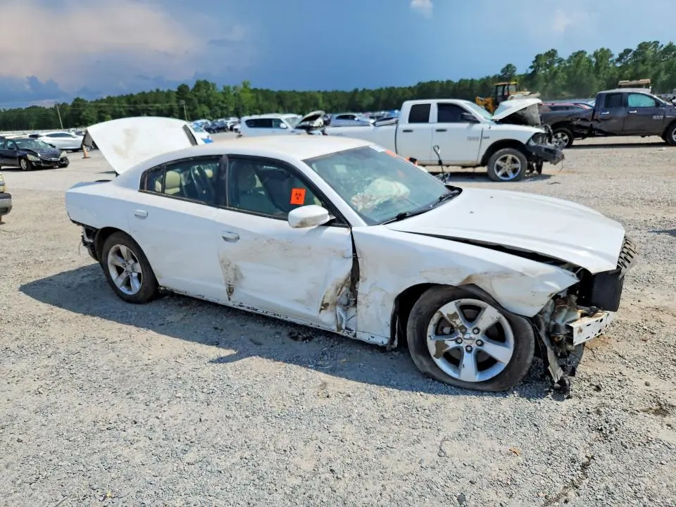 2011 DODGE CHARGER   