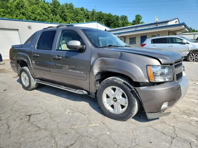 2011 CHEVROLET AVALANCHE LT  