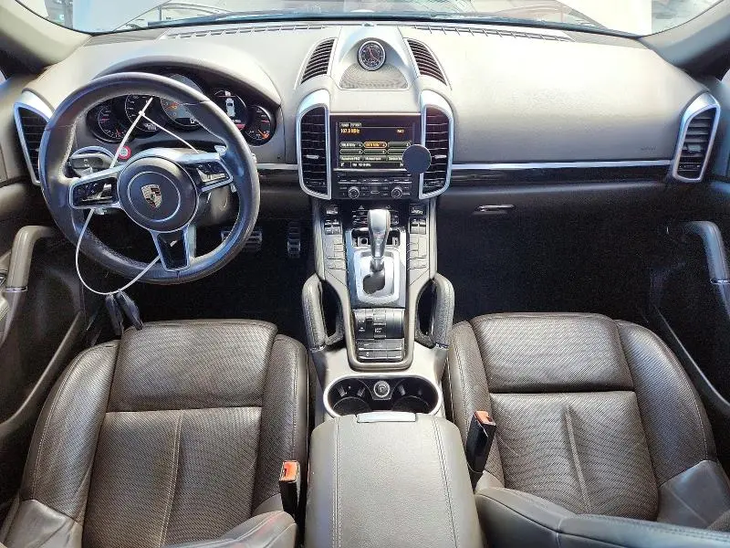 2016 PORSCHE CAYENNE S  