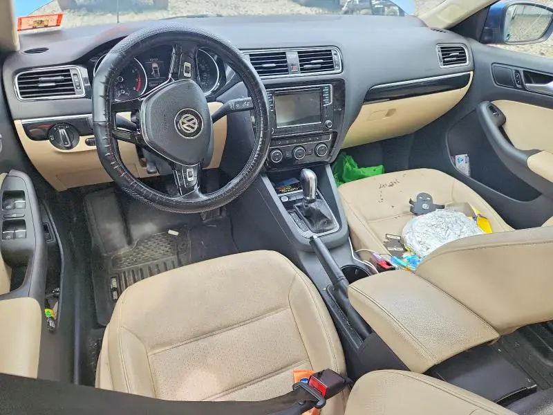 2017 VOLKSWAGEN JETTA SEL  