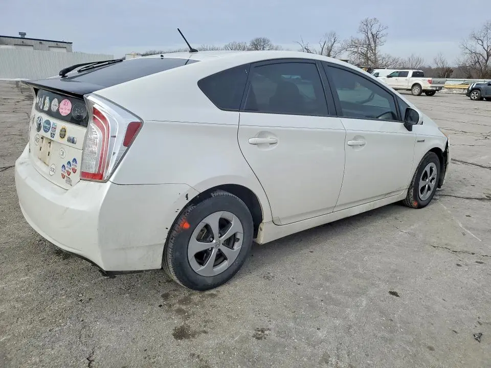 2012 TOYOTA PRIUS   
