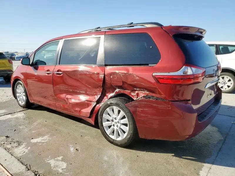 2015 TOYOTA SIENNA XLE  