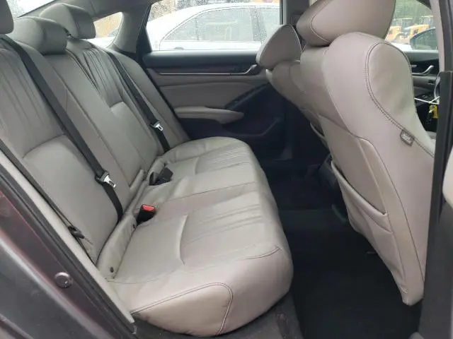 2018 HONDA ACCORD TOURING  