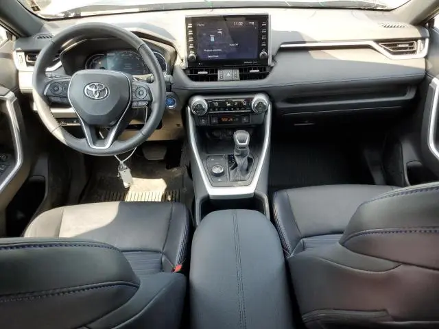 2022 TOYOTA RAV4 XSE  